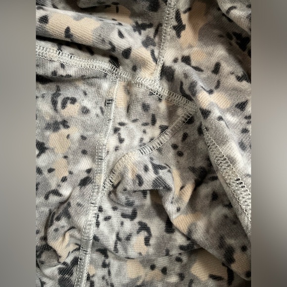 Lululemon cropped leggings - Picture 4 of 13